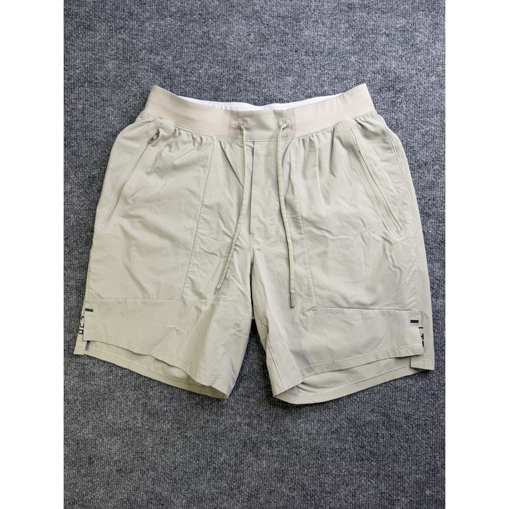 Lululemon License To Train Shorts Mens Small Beige Lined Athletic 6 Inch Gym
